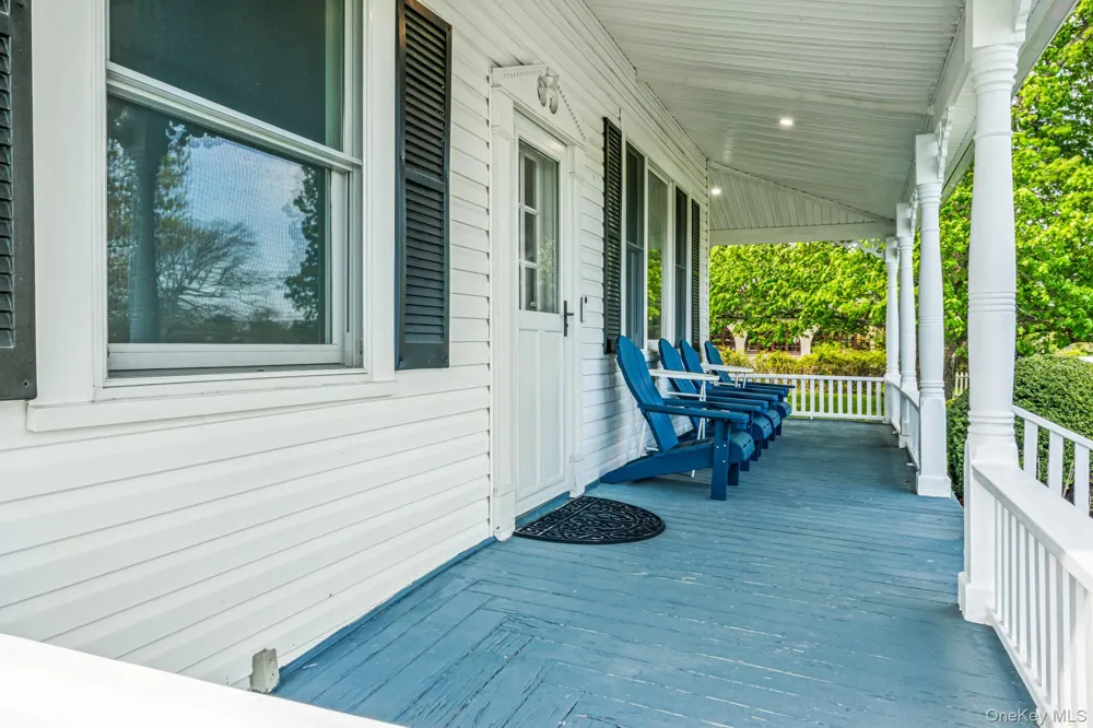 96 Lake Avenue Center Moriches, NY 11934