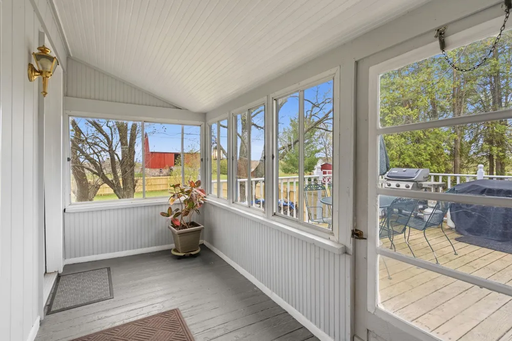 17770 Center Road Peninsula Township, MI 49686