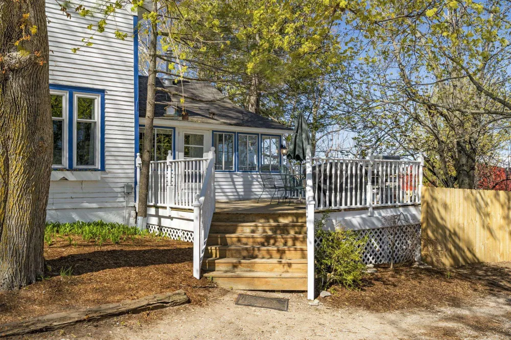 17770 Center Road Peninsula Township, MI 49686
