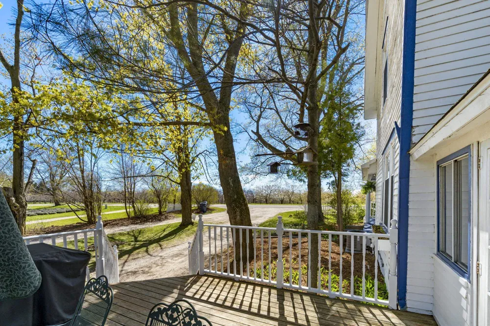 17770 Center Road Peninsula Township, MI 49686