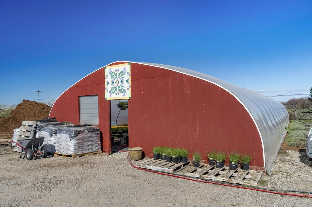 17770 Center Road Peninsula Township, MI 49686