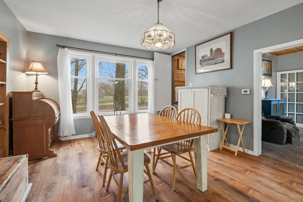 17770 Center Road Peninsula Township, MI 49686