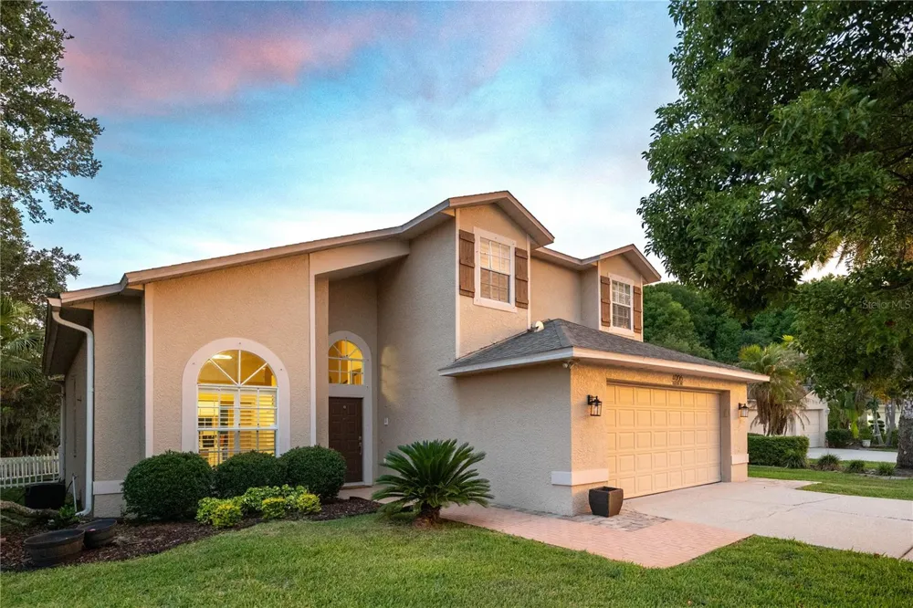 4906 AUGUSTA AVENUE Oldsmar, FL 34677