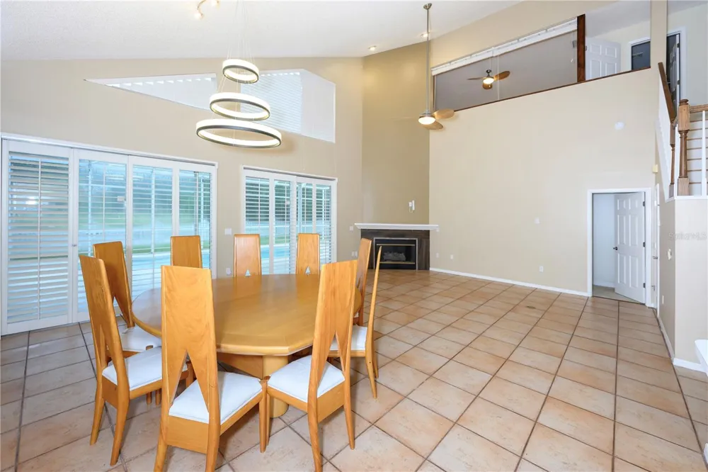 4906 AUGUSTA AVENUE Oldsmar, FL 34677