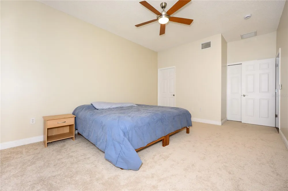 4906 AUGUSTA AVENUE Oldsmar, FL 34677