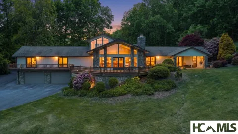 1281 Robinson Creek Road