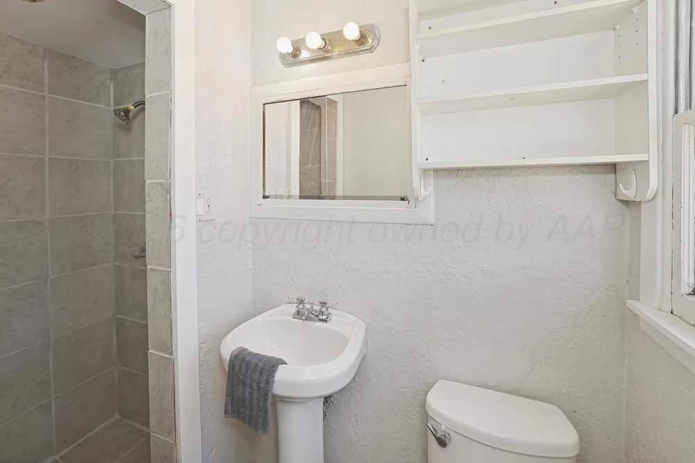 1900 WELLS STREET Pampa, TX 79065