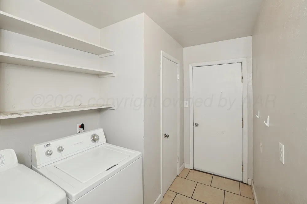 1900 WELLS STREET Pampa, TX 79065