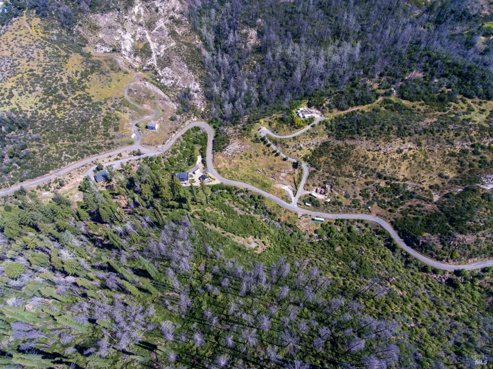 8300 St Helena Road Santa Rosa, CA 95404