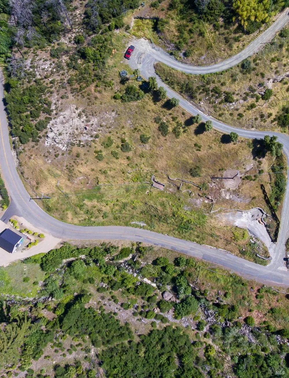 8300 St Helena Road Santa Rosa, CA 95404