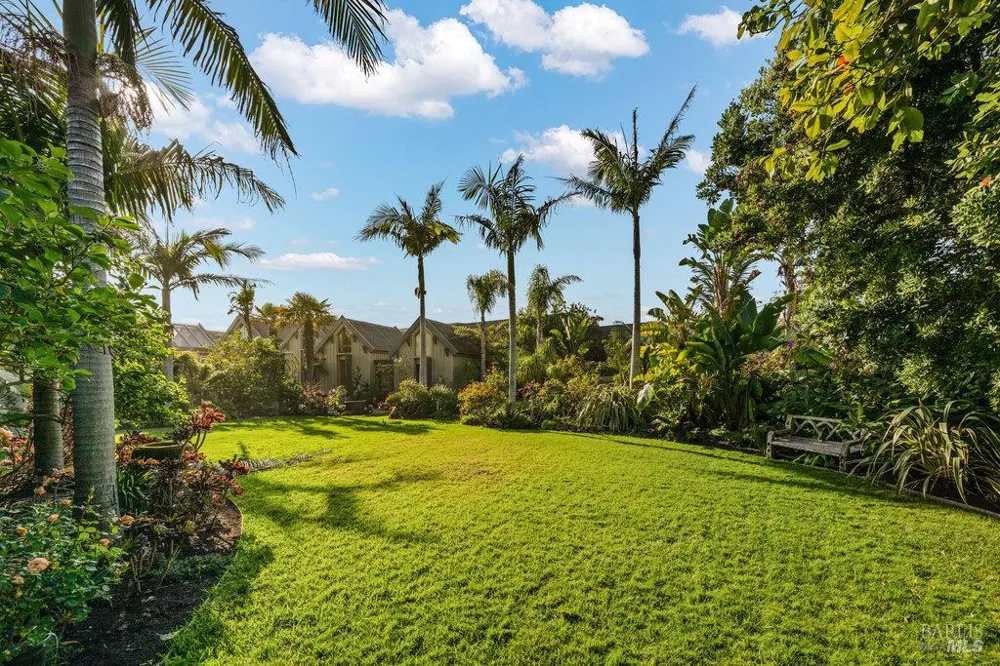 172 Seadrift Road Stinson Beach, CA 94970