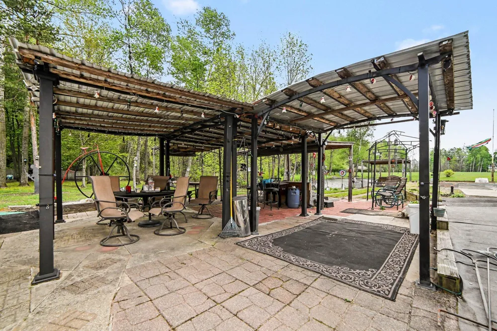 6796 120th Avenue Hart, MI 49420