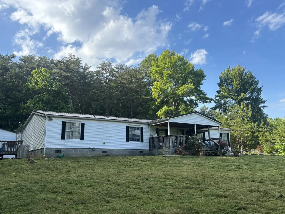 345 D Harvey Road Graysville, TN 37338