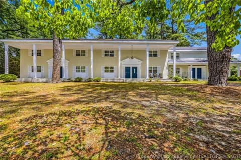 2326 Barrington Circle
