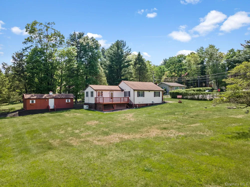 31 Highview Terrace Bloomingburg, NY 12721