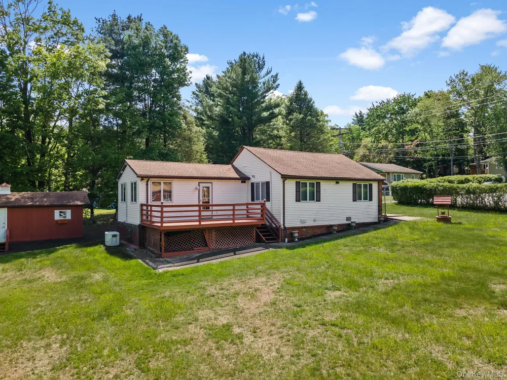 31 Highview Terrace Bloomingburg, NY 12721