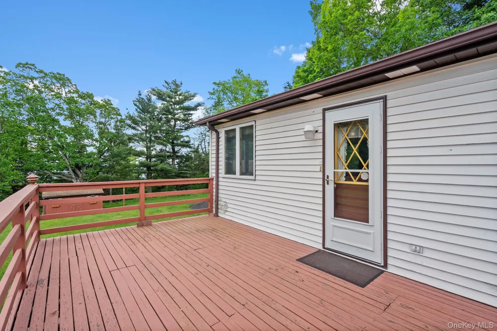 31 Highview Terrace Bloomingburg, NY 12721