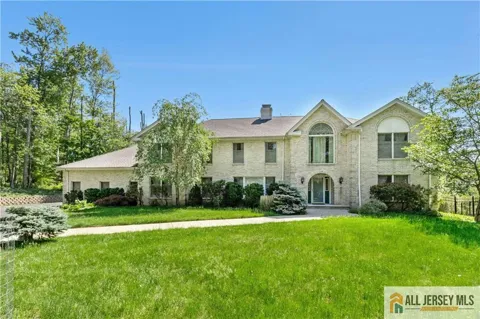 60 Evergreen Lane