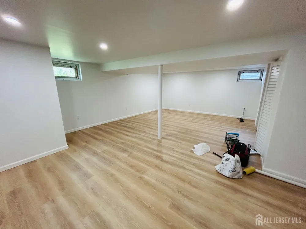 18 Millstone Road Franklin, NJ 08873