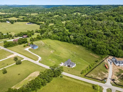 3001 Valley Creek Rd