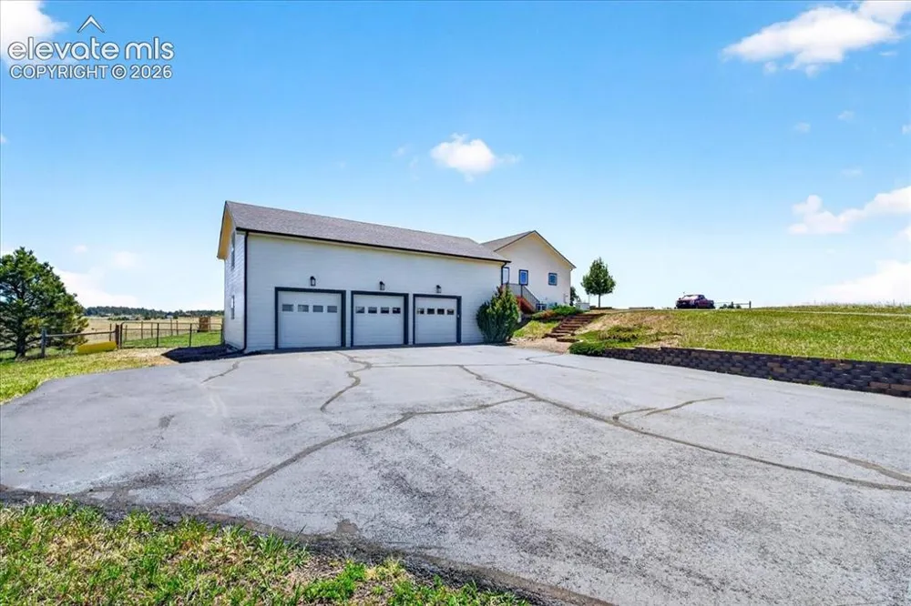 11300 Shepherds Circle Kiowa, CO 80117