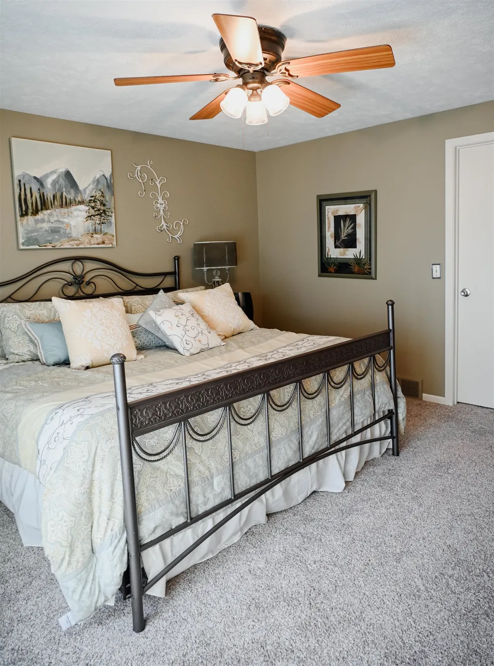 11255 E Fort Road Suttons Bay Township, MI 49682
