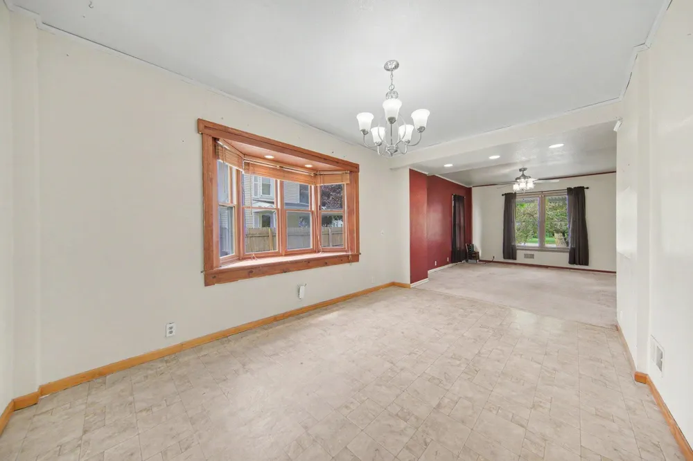 264 Ypsilanti Street Dundee, MI 48131