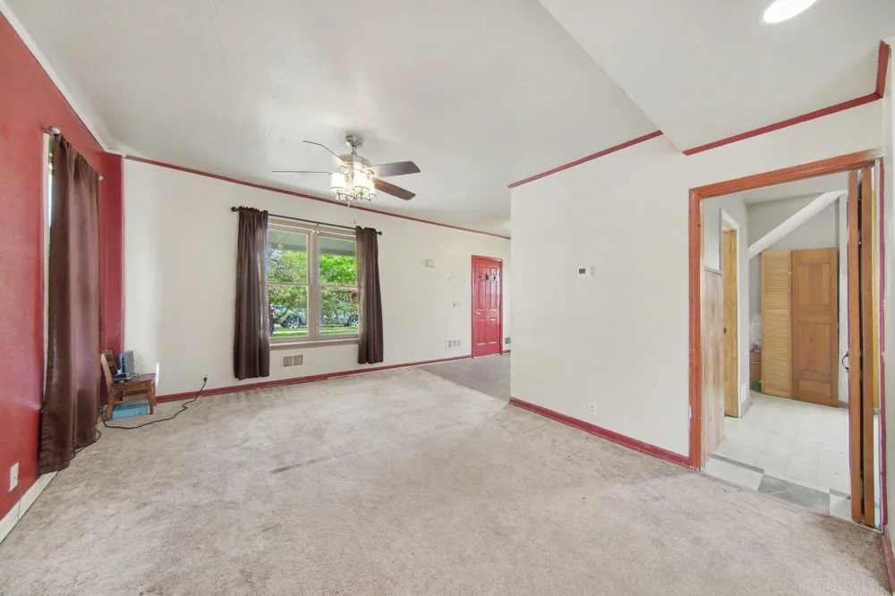 264 Ypsilanti Street Dundee, MI 48131