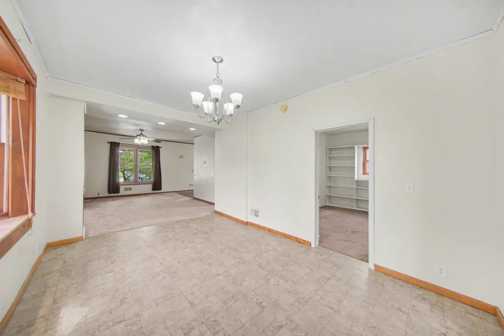 264 Ypsilanti Street Dundee, MI 48131