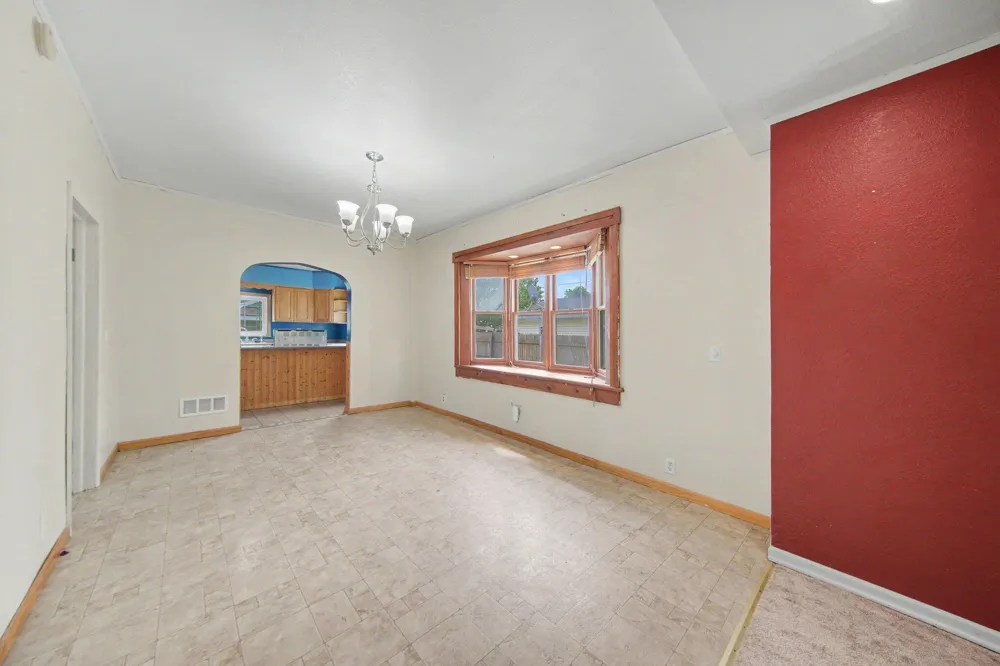 264 Ypsilanti Street Dundee, MI 48131