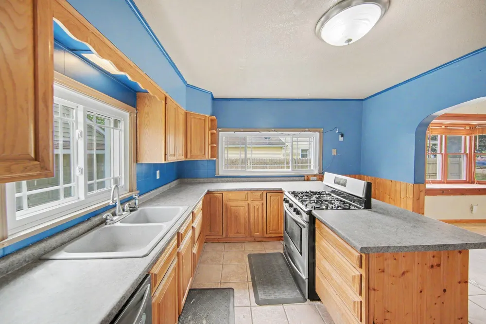 264 Ypsilanti Street Dundee, MI 48131