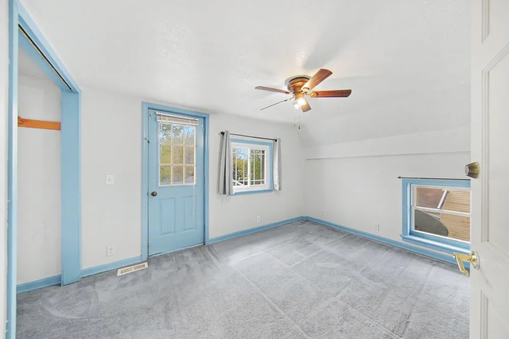 264 Ypsilanti Street Dundee, MI 48131