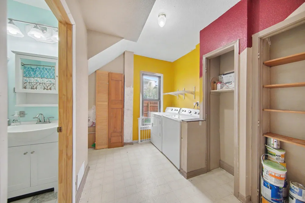 264 Ypsilanti Street Dundee, MI 48131