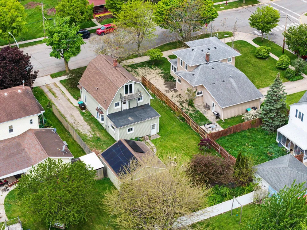 264 Ypsilanti Street Dundee, MI 48131