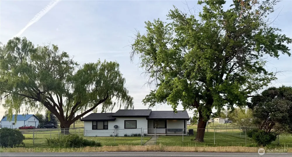 230 NW Watson Street Creston, WA 99117