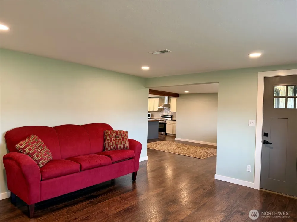 230 NW Watson Street Creston, WA 99117