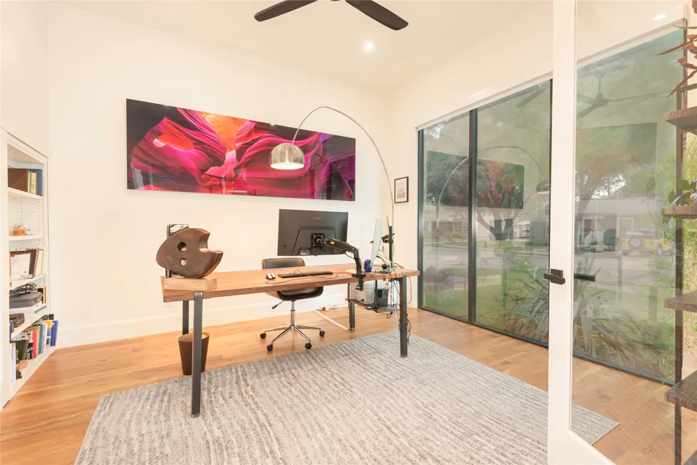8546 Glencrest Lane Dallas, TX 75209