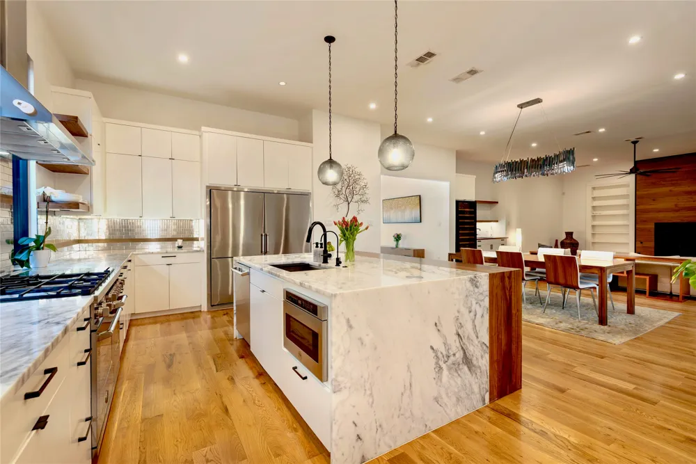 8546 Glencrest Lane Dallas, TX 75209