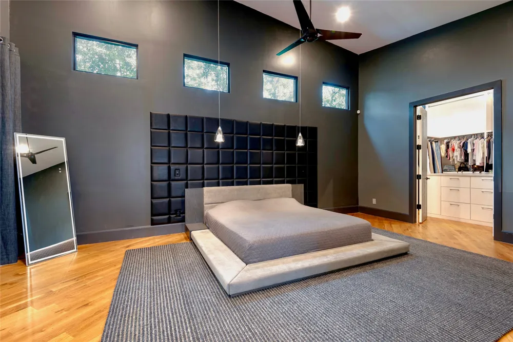 8546 Glencrest Lane Dallas, TX 75209