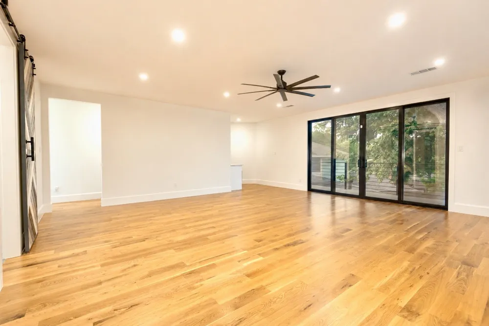 8546 Glencrest Lane Dallas, TX 75209