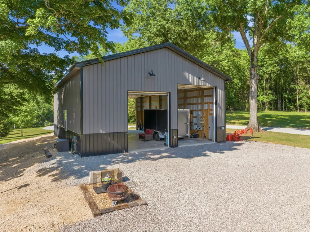 1144 Covenant Cove Ln Bath Springs, TN 38311