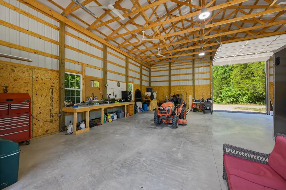 1144 Covenant Cove Ln Bath Springs, TN 38311