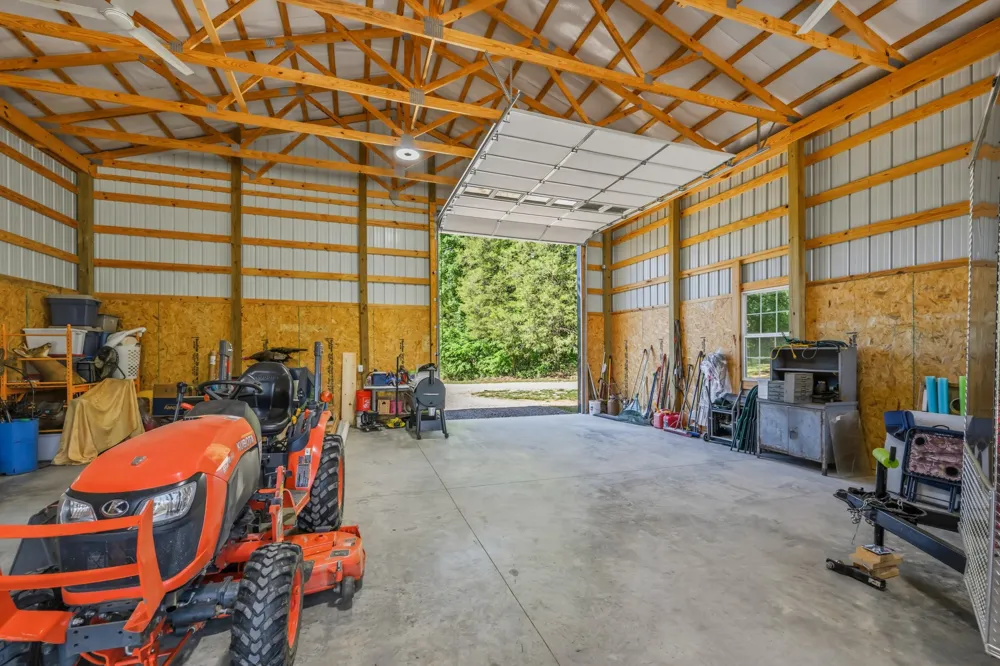1144 Covenant Cove Ln Bath Springs, TN 38311