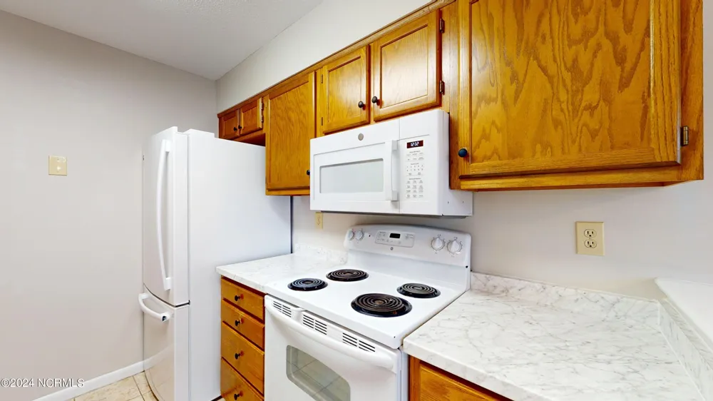 727 Chancery Lane Aberdeen, NC 28315