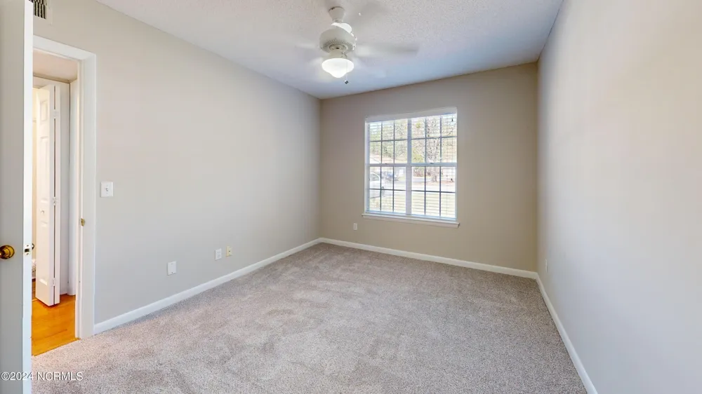 727 Chancery Lane Aberdeen, NC 28315