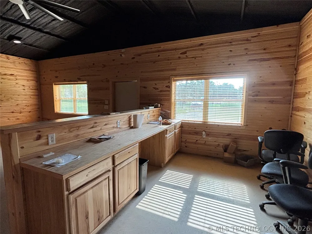 484 South Eighth Colbert, OK 74733