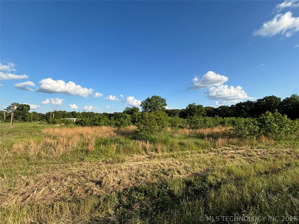 484 South Eighth Colbert, OK 74733