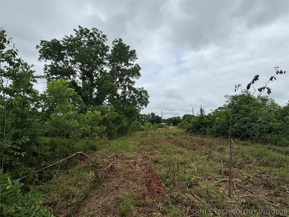 484 South Eighth Colbert, OK 74733