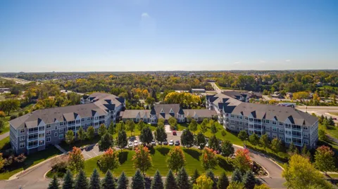 100 Clydesdale Trail #101