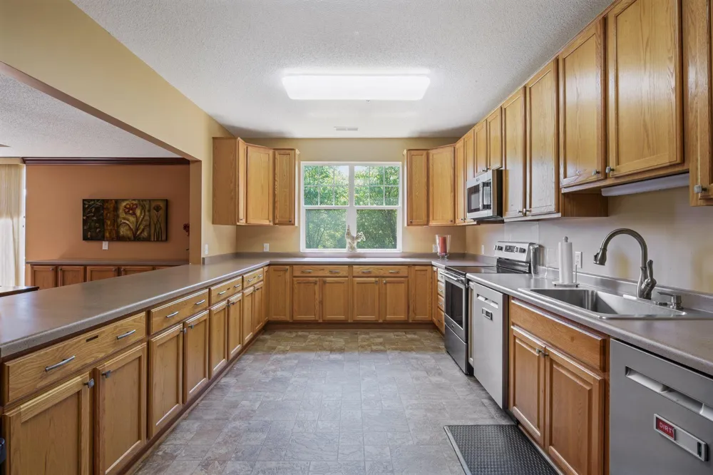 100 Clydesdale Trail #101 Medina, MN 55340